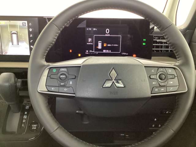 Mitsubishi Delica Mini 10