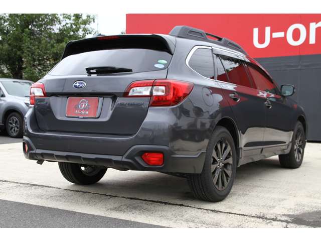 Subaru Legacy Outback 11