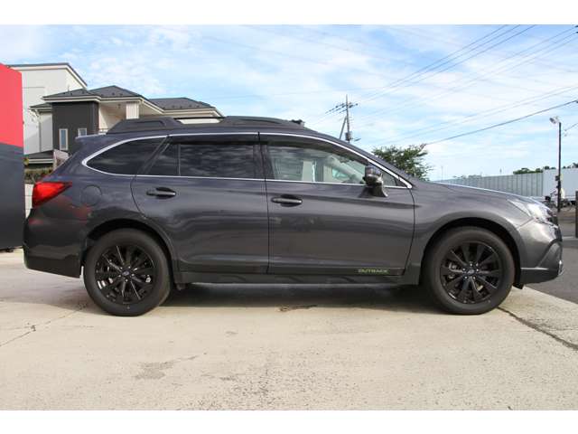 Subaru Legacy Outback 12