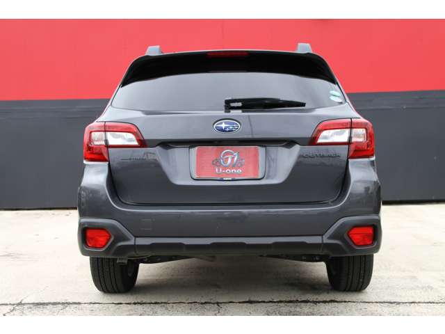 Subaru Legacy Outback 10