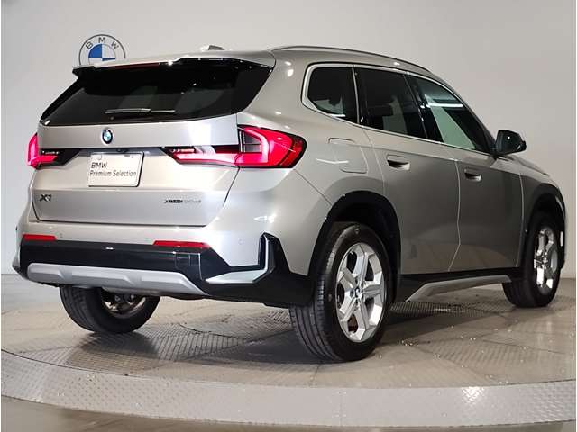BMW X1 8