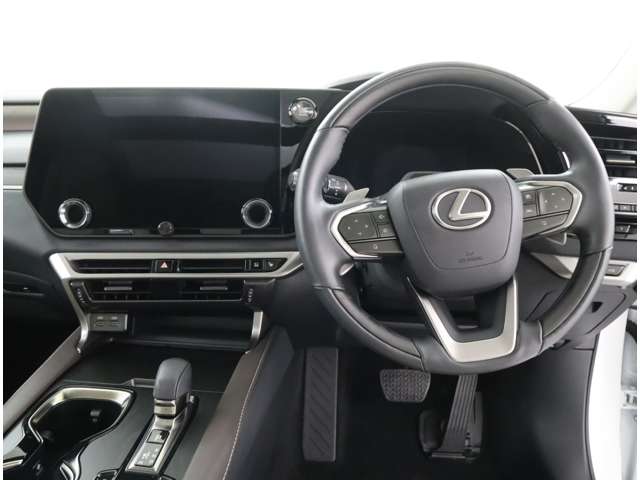 Lexus RX 9