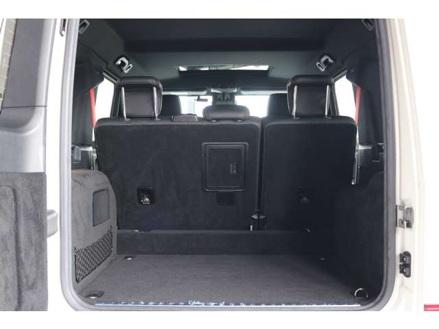 Mercedes-Benz G-Class 12