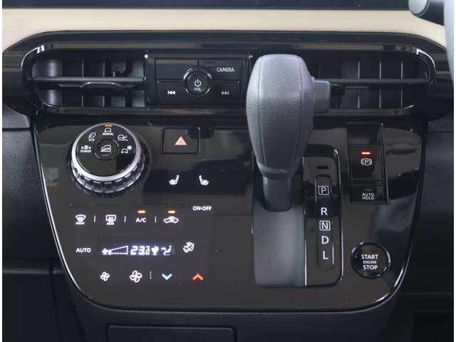 Mitsubishi Delica Mini 10