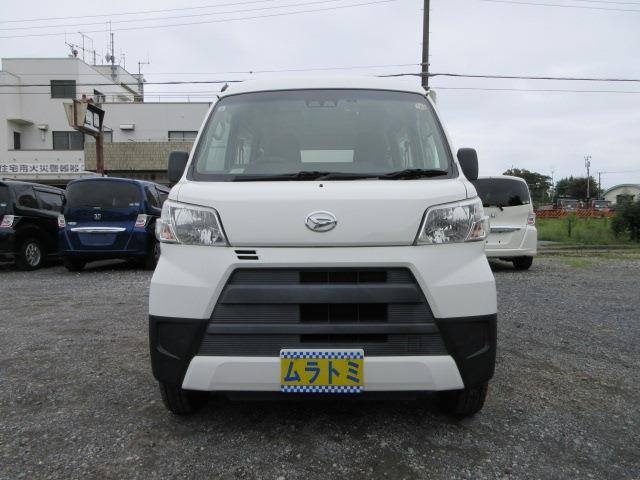 Daihatsu Hijet Cargo 6