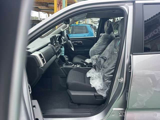 Mitsubishi Triton 5