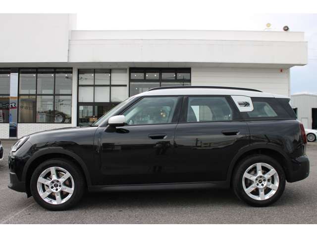 MINI Countryman 9