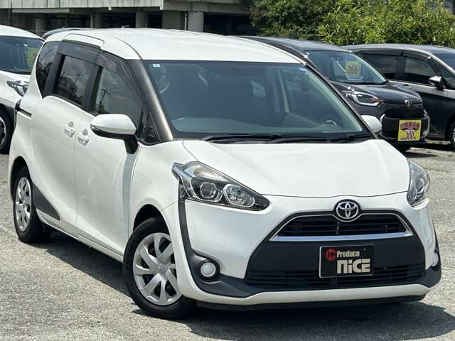 Toyota Sienta 9