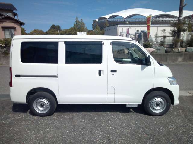 Toyota Town Ace Van 5