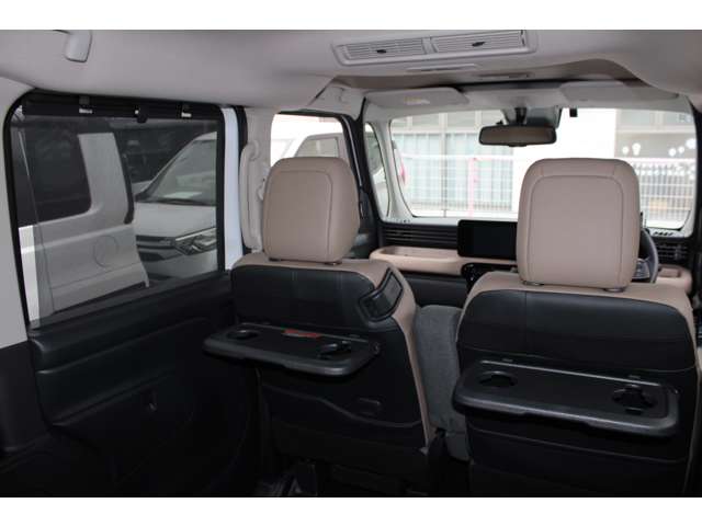 Mitsubishi Delica Mini 12