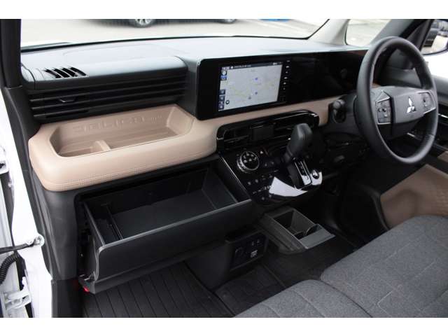 Mitsubishi Delica Mini 7