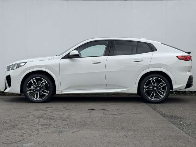 BMW X2 6