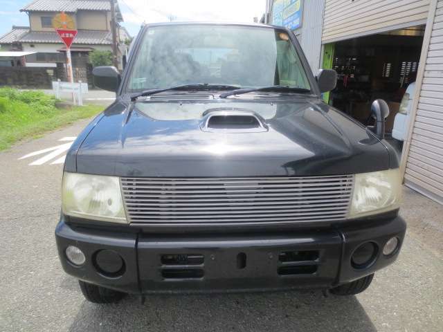 Mitsubishi Pajero Mini 2