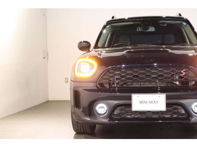 MINI Crossover 10