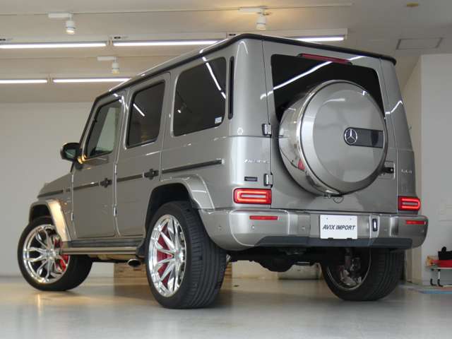 Mercedes-Benz G-Class 2