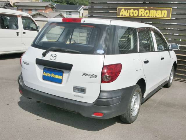 Mazda Familia Van 11