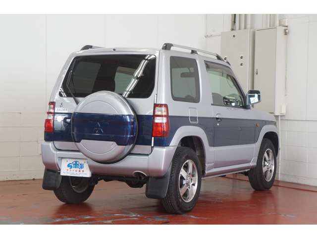 Mitsubishi Pajero Mini 5