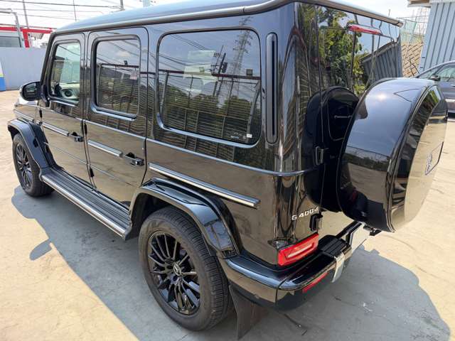 Mercedes-Benz G-Class 8