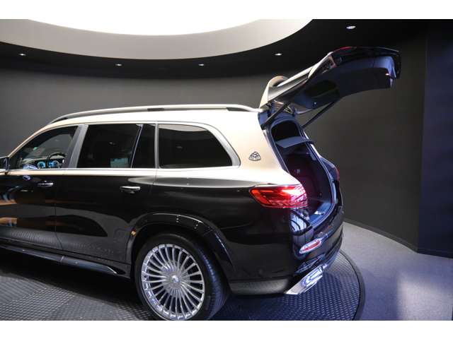 Mercedes-Benz GLS 8