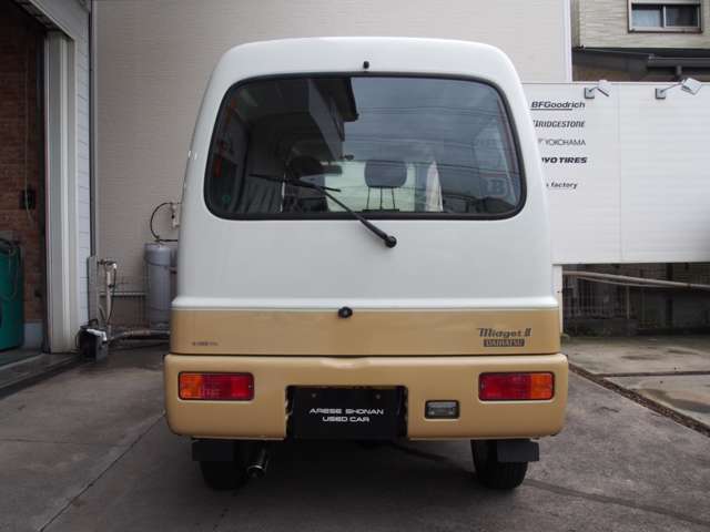 Daihatsu Midget II 5