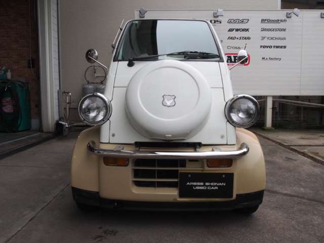 Daihatsu Midget II 9