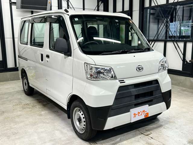 Daihatsu Hijet Cargo 3
