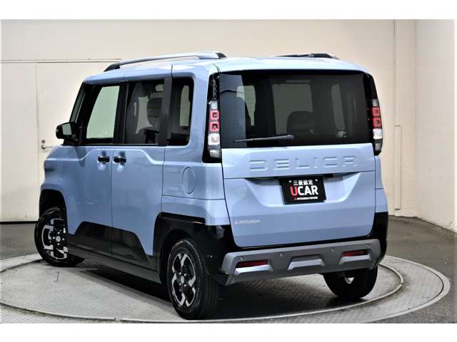 Mitsubishi Delica Mini 4