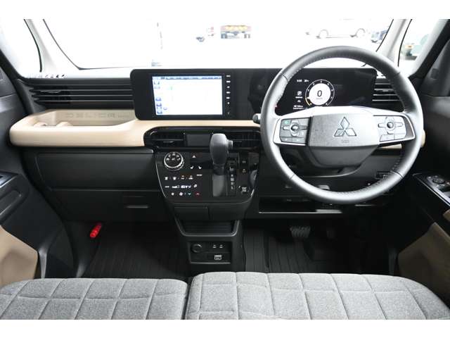 Mitsubishi Delica Mini 5