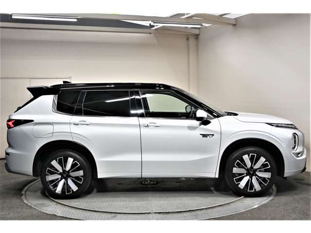 Mitsubishi Outlander 3