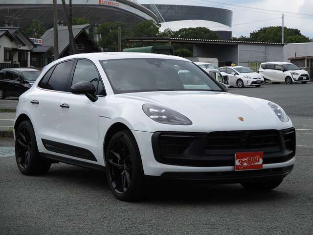 Porsche Macan 2