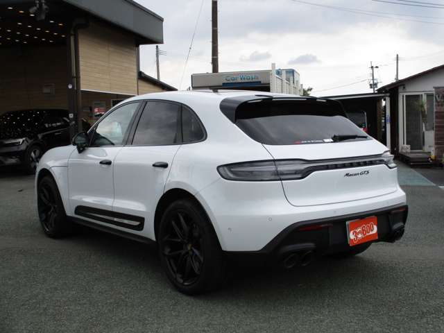 Porsche Macan 5