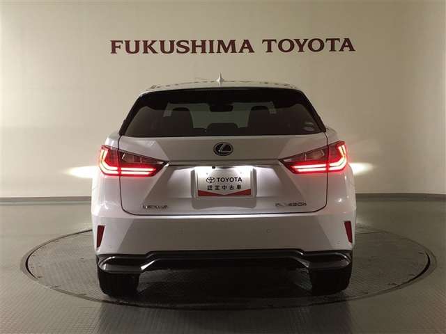 Lexus RX 8
