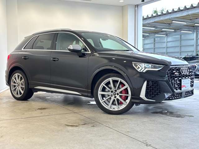 Audi RS Q3 6