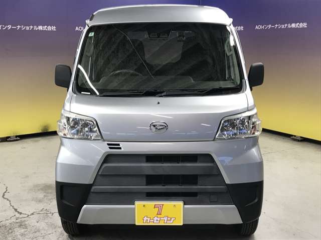 Daihatsu Hijet Cargo 8