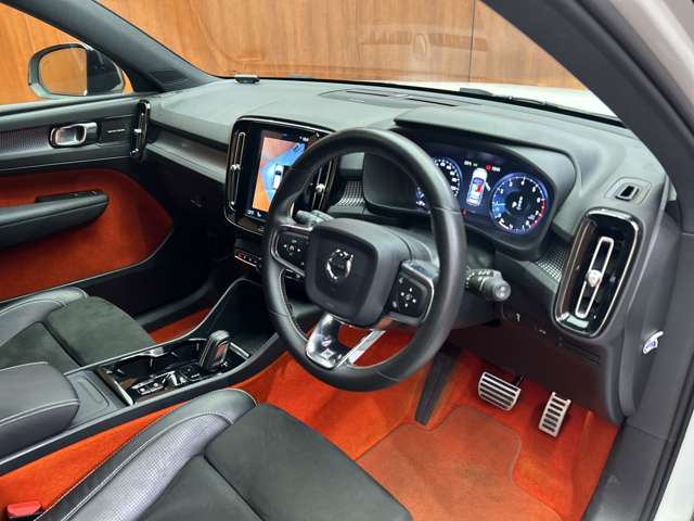 Volvo XC40 5