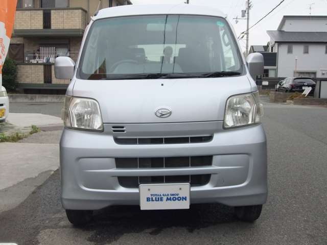 Daihatsu Hijet Cargo 2