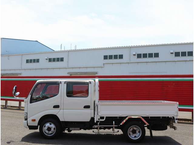 Hino Dutro 12