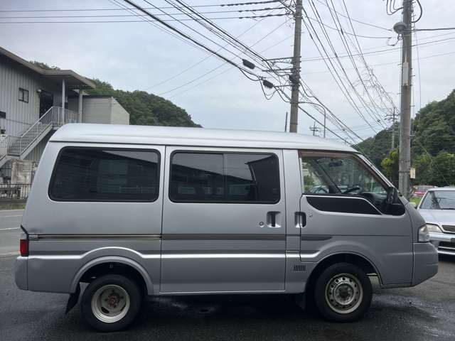 Nissan Vanette 4