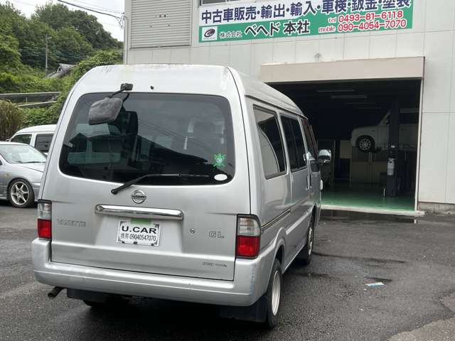 Nissan Vanette 6