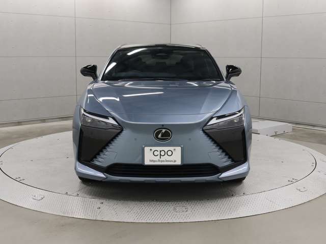 Lexus RZ 5
