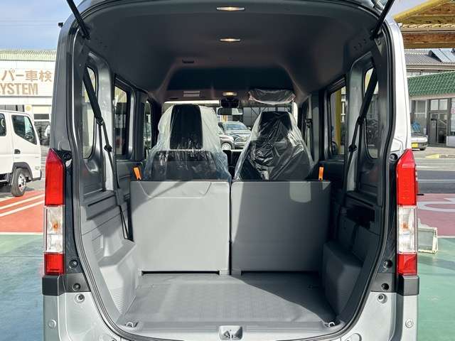 Honda N-VAN 11