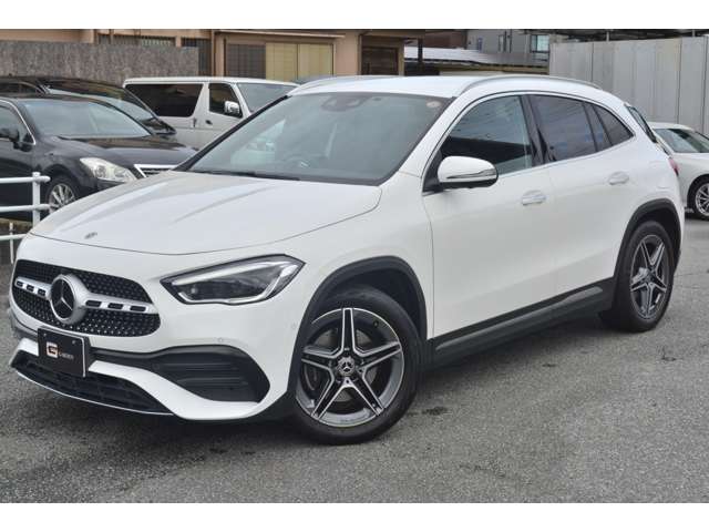 Mercedes-Benz GLA-Class 8