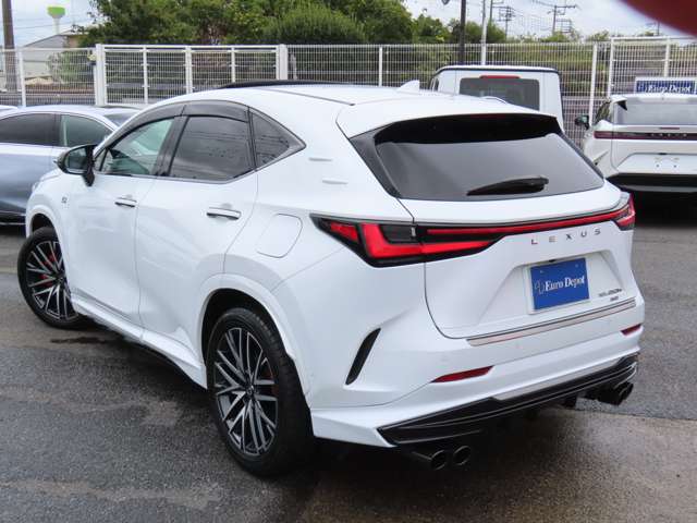 Lexus NX 9
