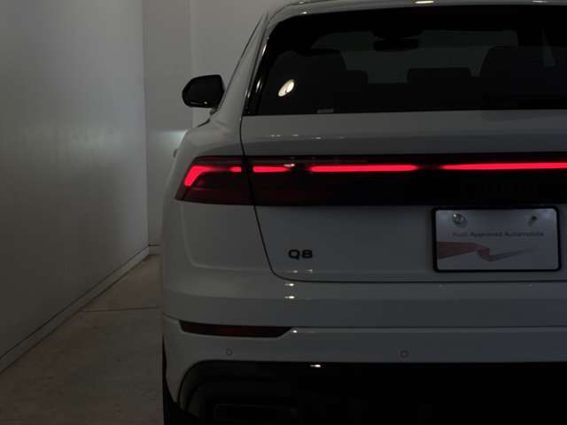 Audi Q8 12