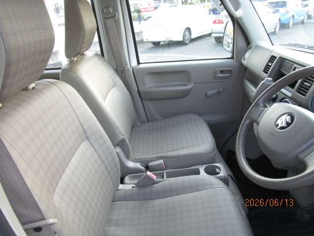 Suzuki Every 12