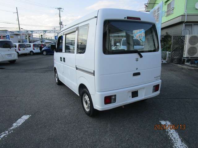 Suzuki Every 8