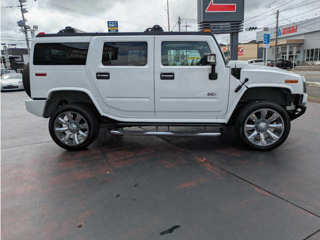 Hummer H2 4