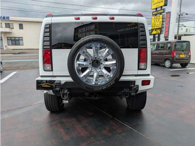 Hummer H2 6