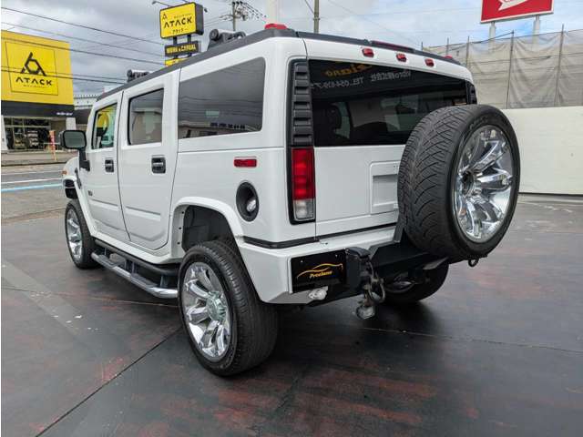 Hummer H2 7