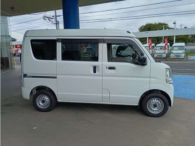 Nissan NV100 Clipper 7